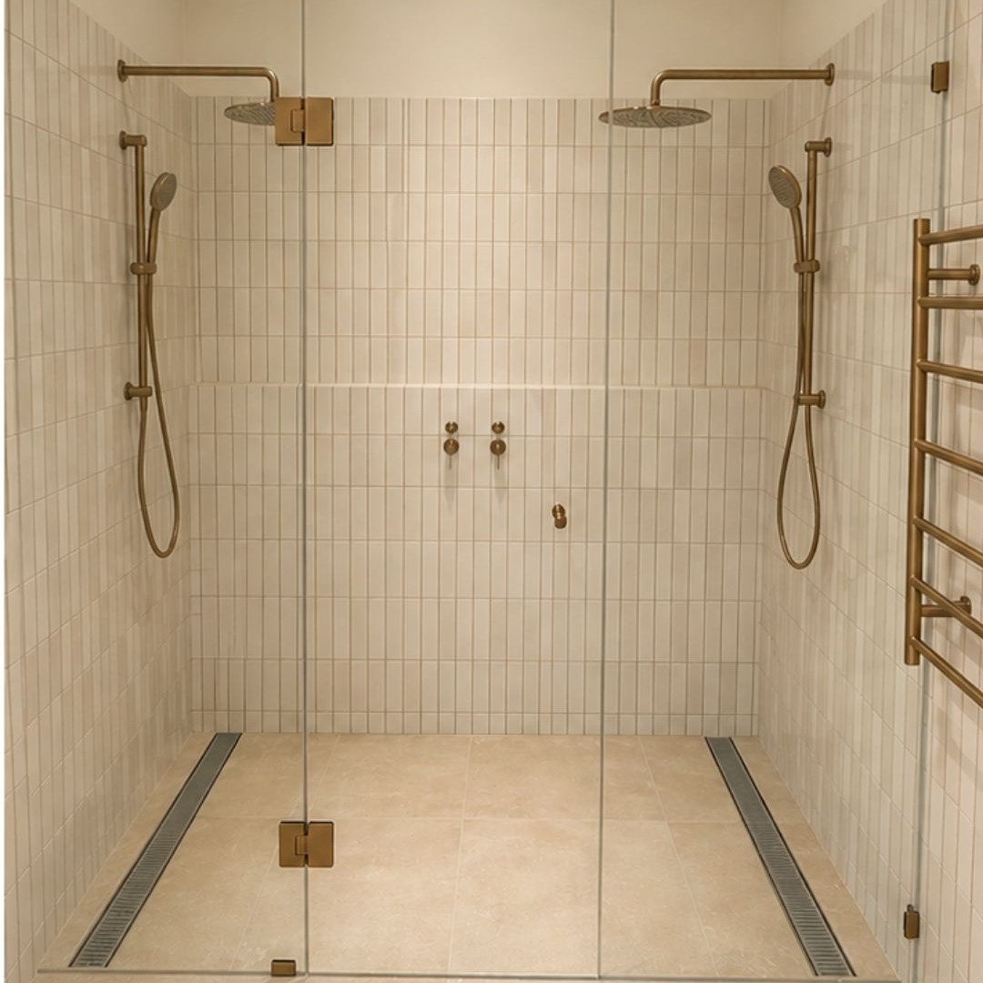 Twin Shower